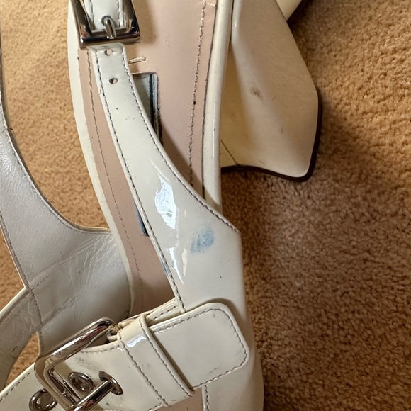 PRADA white patent point toe Mary Janes sz 37.5. TIMELESS!! - Picture 7 of 8